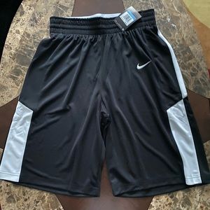 Nike Men’s Basketball Training Shorts 802326 012